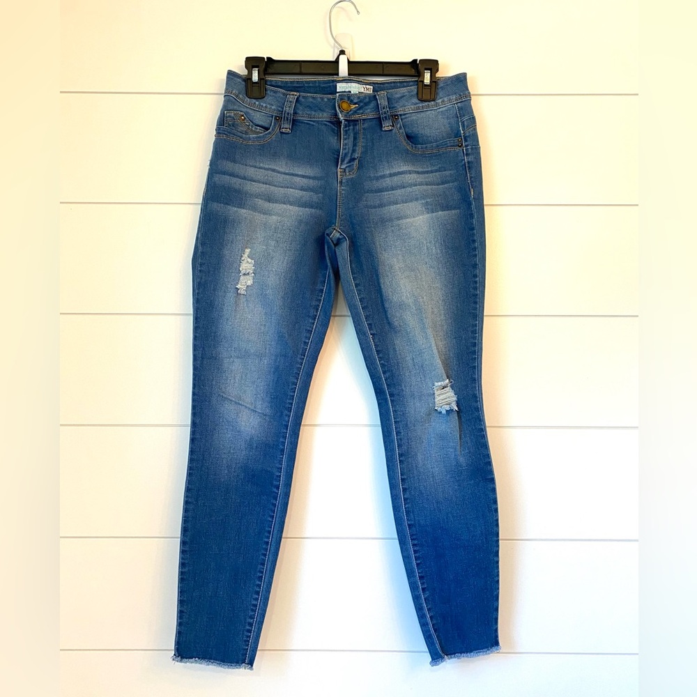 “Wanna Betta Butt?” Jeans. Size 9.